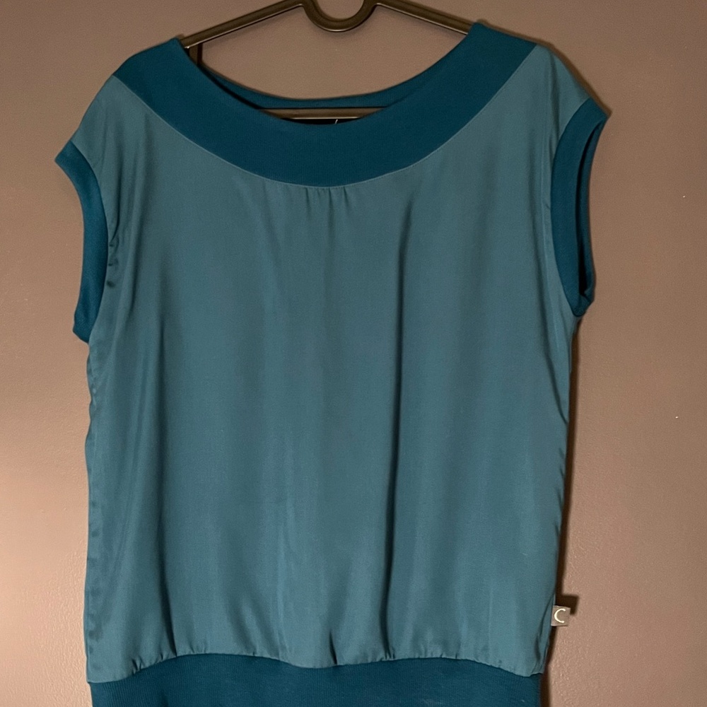 Marie C Teal Cap-Sleeve Blouse - Size S